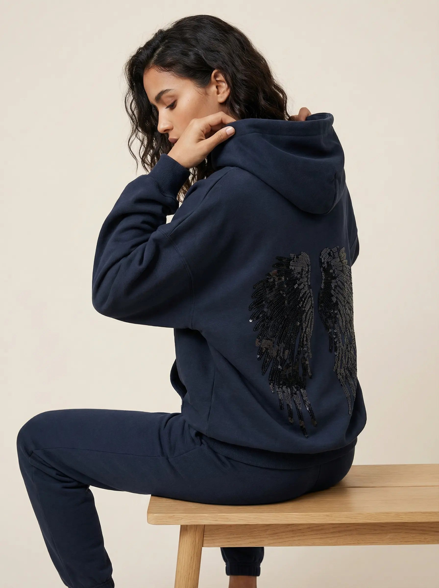 ANGEL WING SEQUINED SWEATSHIRT AND PANTS