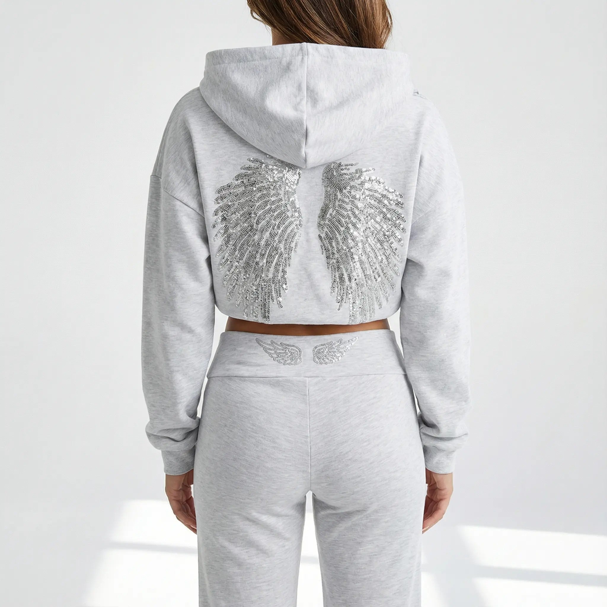ANGEL WING SEQUINED SWEATSHIRT AND PANTS